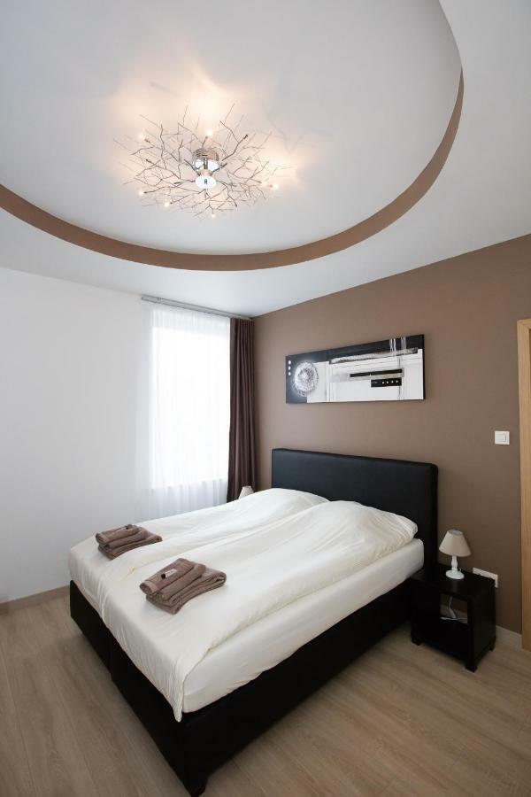 Elysian Bed & Breakfast Ieper Bagian luar foto