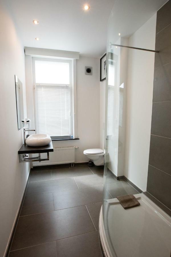 Elysian Bed & Breakfast Ieper Bagian luar foto